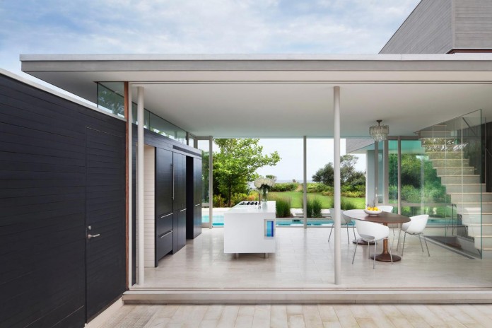 Steven-Harris-Architects-design-the-modern-The-Surfside-Residence-in-East-Hampton-05