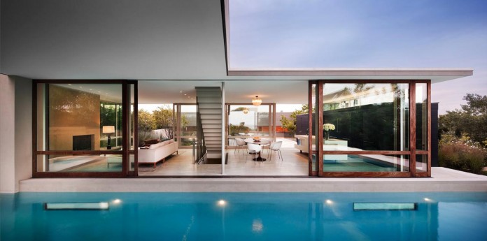 Steven-Harris-Architects-design-the-modern-The-Surfside-Residence-in-East-Hampton-06