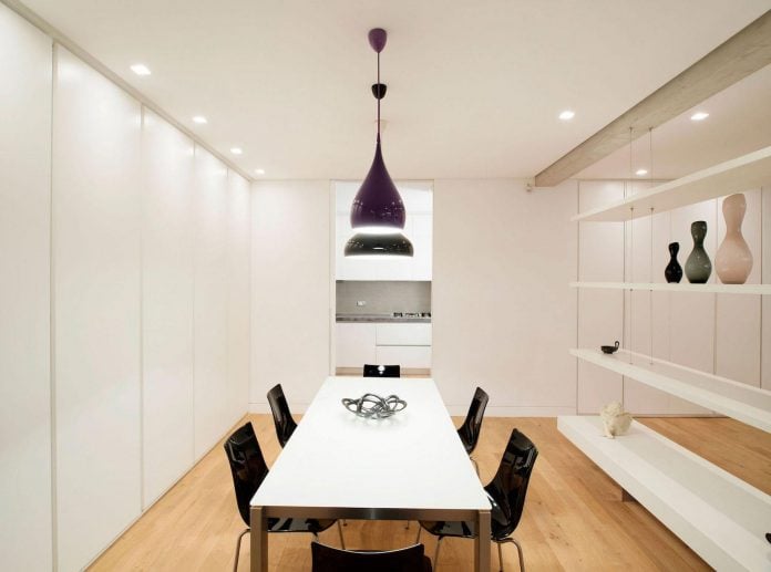arabella-rocca-design-chic-trastavere-apartment-located-rome-italy-10