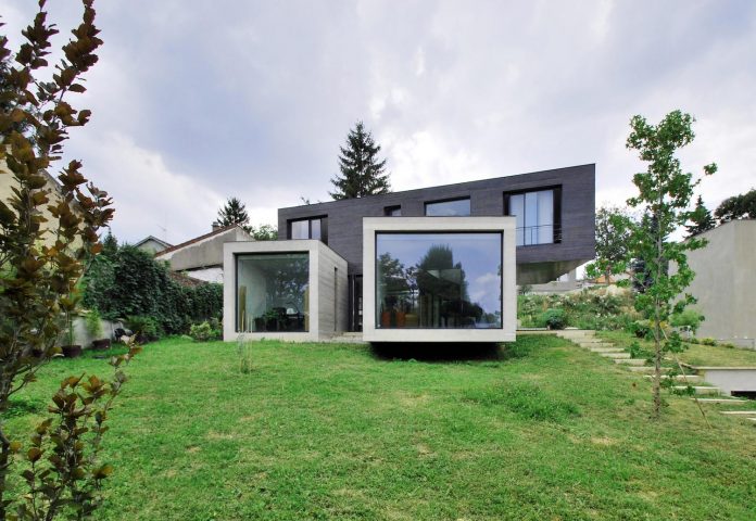 concrete-contemporary-villa-creteil-designed-skp-architecture-01