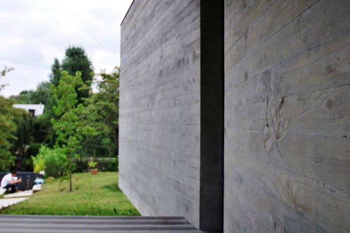 concrete-contemporary-villa-creteil-designed-skp-architecture-05