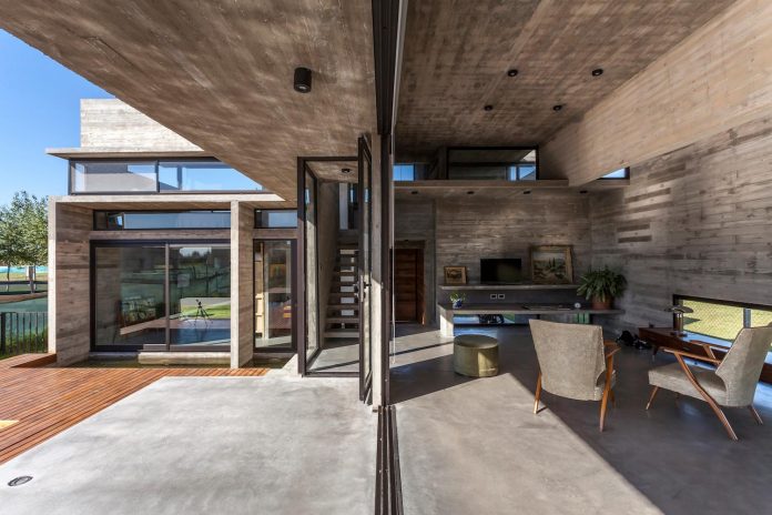 contemporary-berazategui-house-designed-besonias-almeida-arquitectos-17