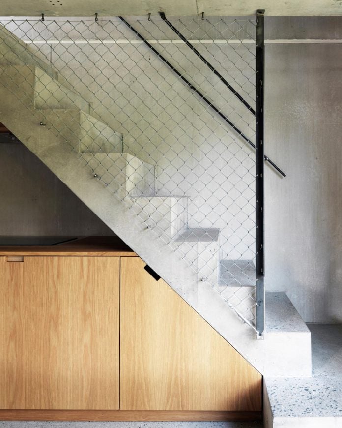 lie-oyen-arkitekter-design-tussefaret-villa-little-home-made-puzzle-prefabricated-concrete-elements-10