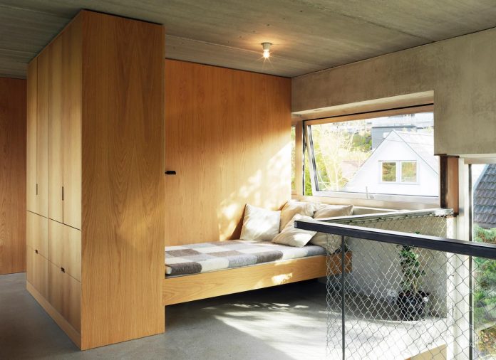 lie-oyen-arkitekter-design-tussefaret-villa-little-home-made-puzzle-prefabricated-concrete-elements-13