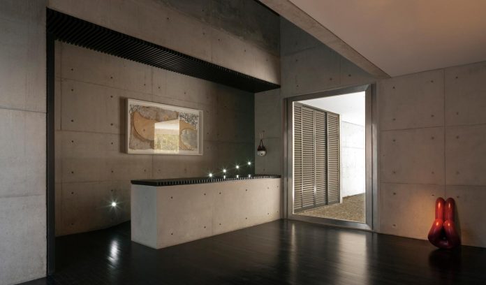 marcos-bertoldi-arquitetos-design-huge-rb-house-five-floors-home-near-graciosa-country-club-15