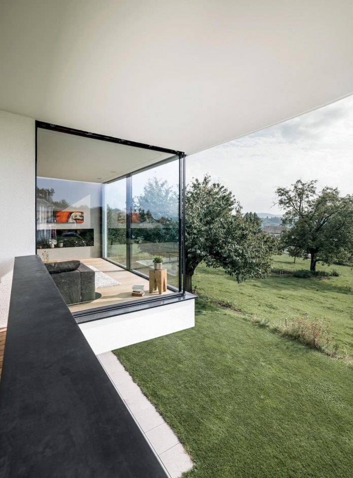 quality-comfort-design-enabling-highest-quality-life-objekt-254-villa-designed-meier-architekten-05