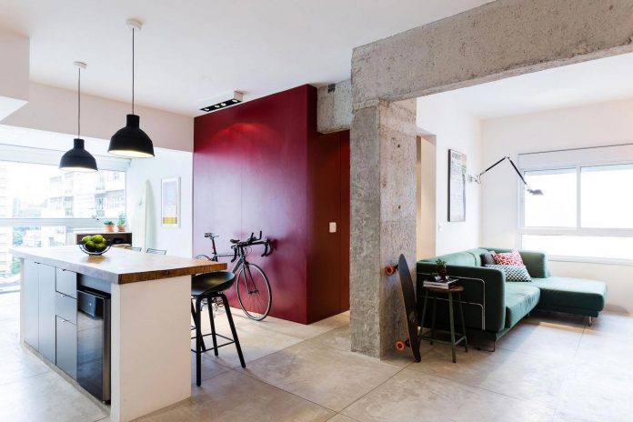 small-chic-alves-apartment-designed-rsrg-arquitetos-sao-paulo-brazil-04