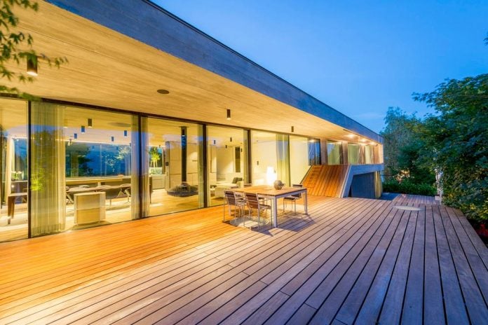 spectacular-views-linz-e-villa-designed-caramel-architekten-11