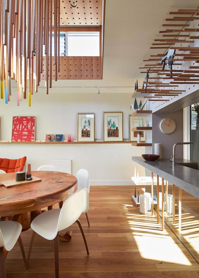 colourful-chic-dowel-town-house-melbourne-refurbished-fmd-architects-10