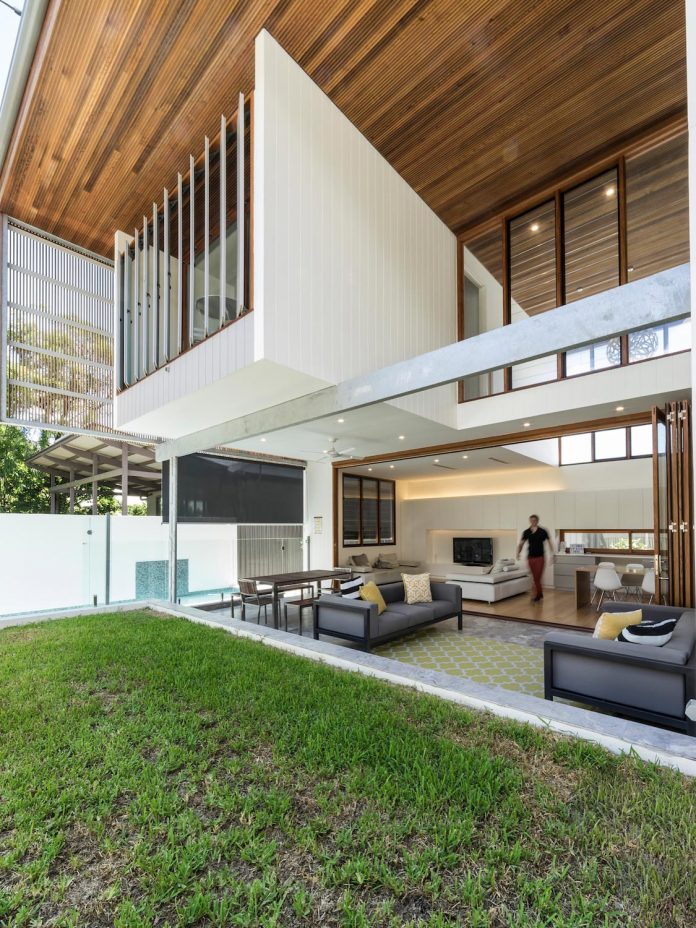 contemporary-backyard-house-teneriffe-brisbane-joe-adsett-architects-04
