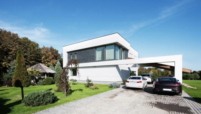 h-01-modern-two-storey-villa-azovskiy-pahomova-architects-04
