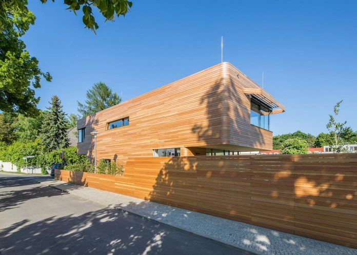 holistic-living-eco-friendly-wooden-single-family-house-two-semi-detached-houses-graft-07