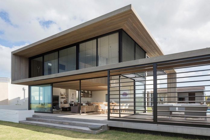 julian-guthrie-design-tuatua-house-generous-family-holiday-home-coastal-subdivision-03