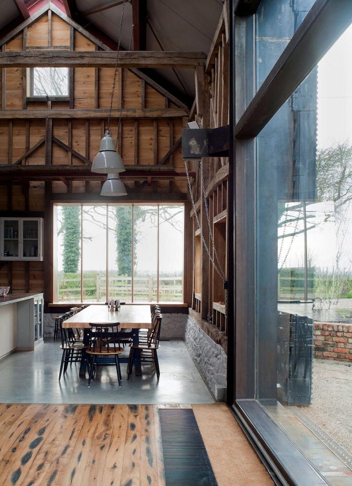 liddicoat-goldhill-design-ancient-party-barn-barn-conversion-contemporary-atmospheric-getaway-relaxing-gathering-27