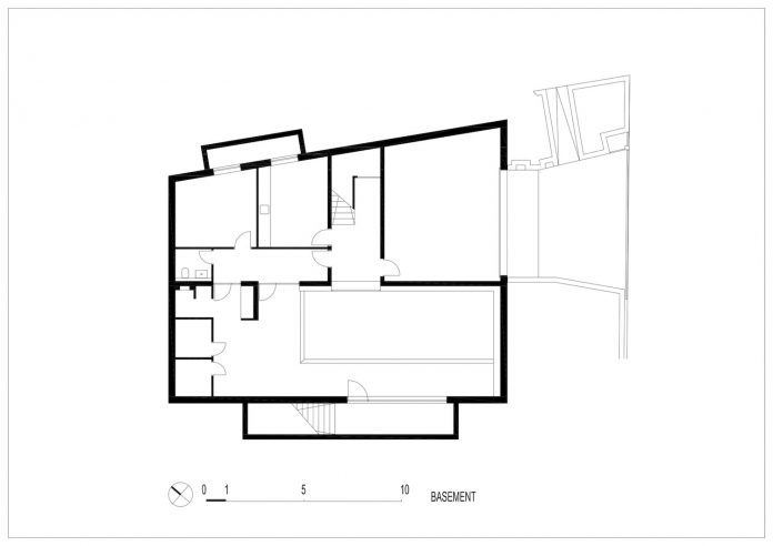 middle-sized-family-house-narrow-street-z-center-zagreb-dva-arhitekta-11