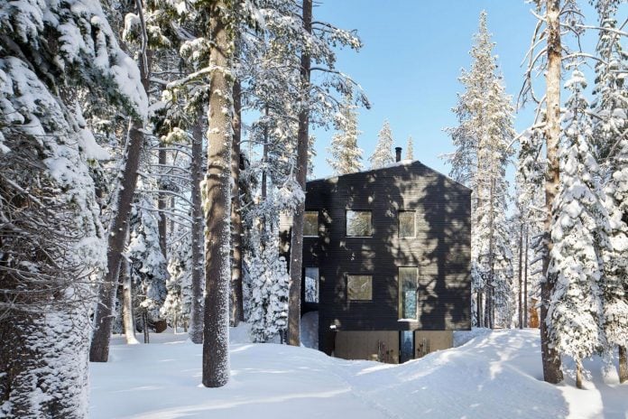 mork-ulnes-architects-design-troll-hus-5-bedroom-ski-cabin-sugar-bowl-ski-resort-08