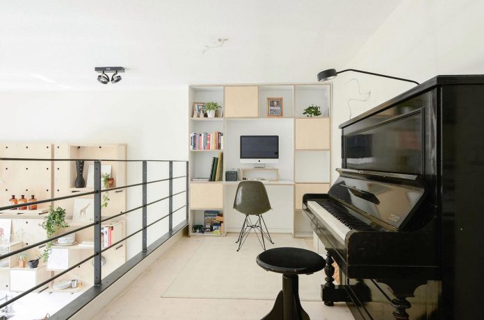 old-school-conversion-apartment-building-amsterdam-standard-studio-casa-architecten-15