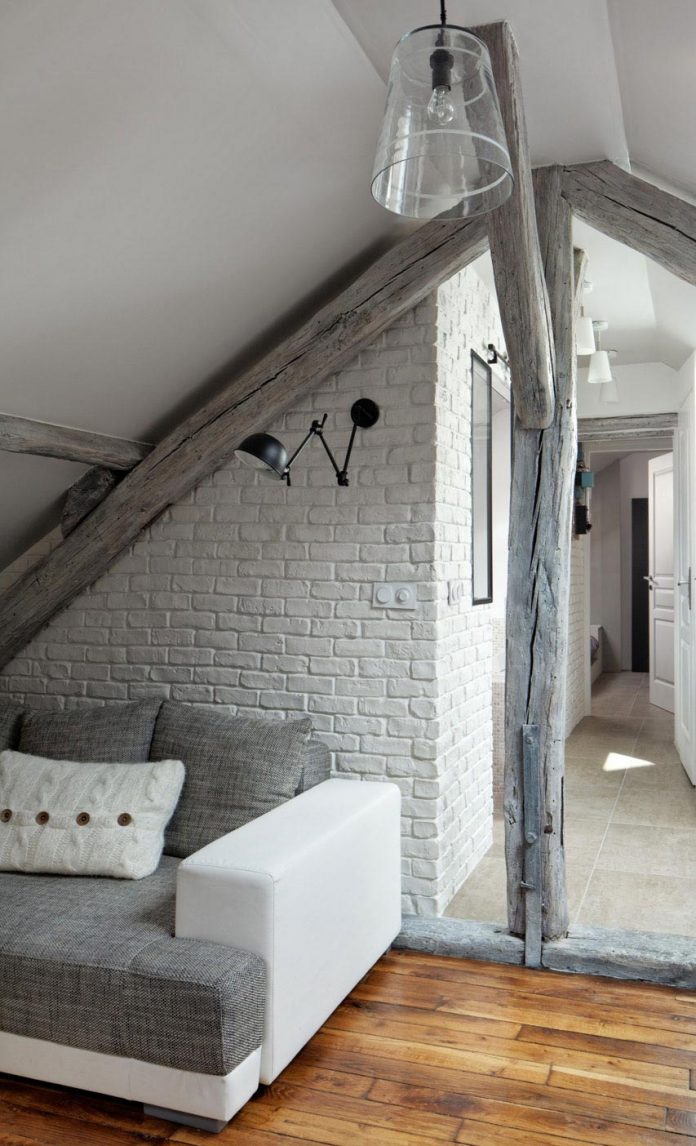 rustic-contemporary-living-roof-loft-ivry-sur-seine-paris-designed-prisca-pellerin-04