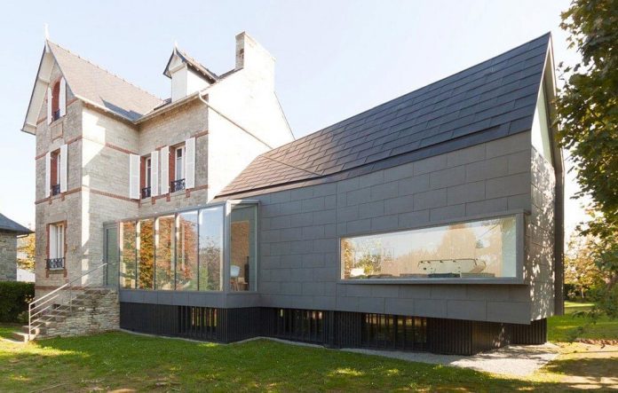 saint-cast-house-located-saint-cast-le-guildo-france-designed-feld-architecture-02