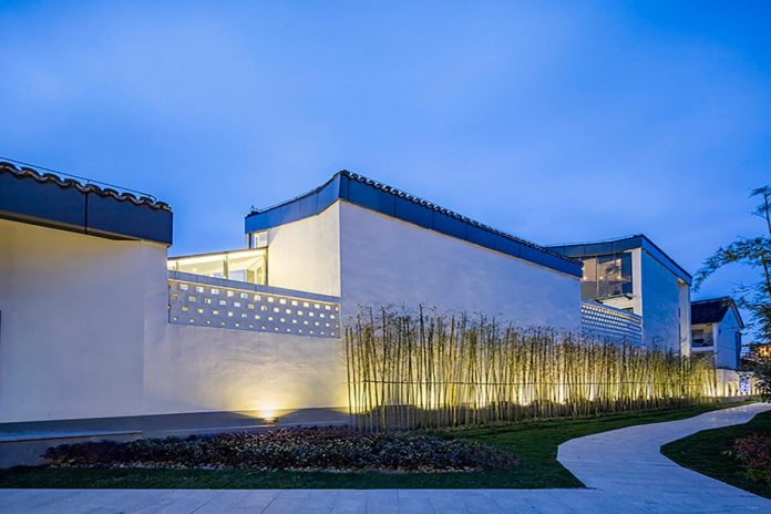 studio-qi-design-nine-house-boutique-hotel-gallery-nestled-within-well-preserved-water-town-xitang-02