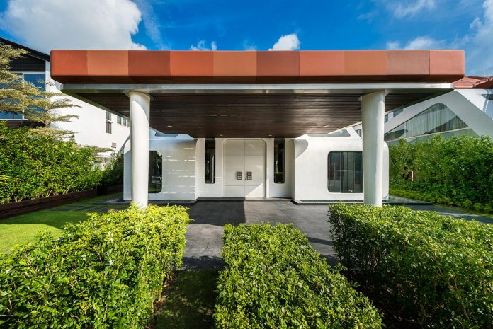 ultramodern-mistral-villa-singapore-designed-mercurio-design-lab-11
