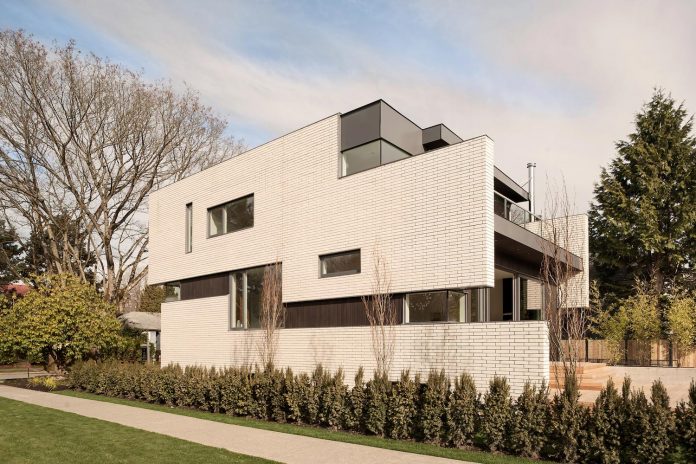 2996-west-11th-residence-punctuated-white-brick-facade-randy-bens-architect-01