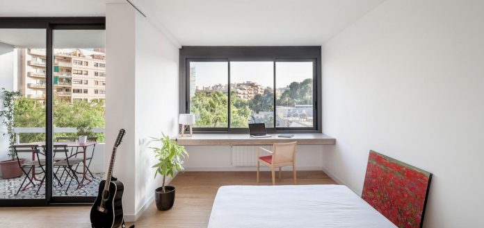 apartment-renovation-barcelona-sixties-residential-building-designed-famous-architect-francesc-mitjans-07