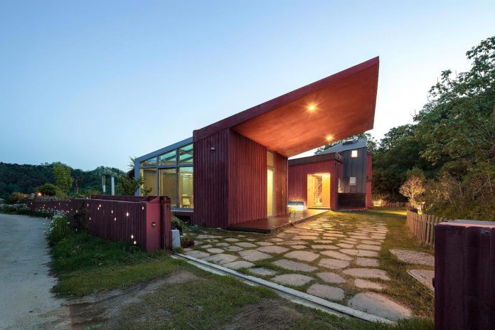 bang-keun-design-jirisan-house-red-home-harmony-natural-earth-toned-materials-12