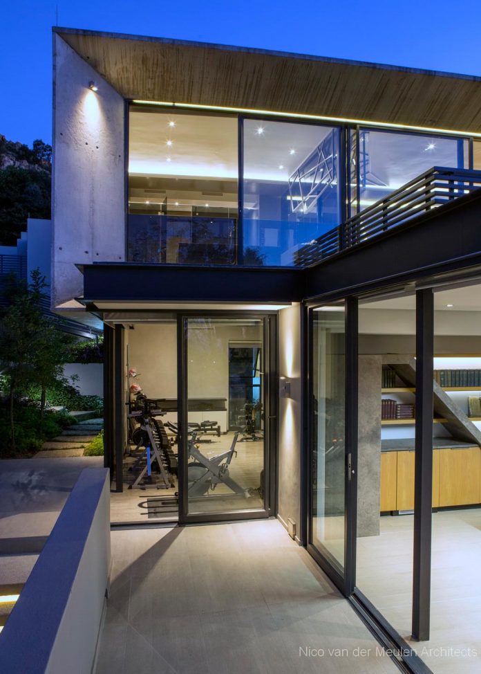 concrete-house-masterpiece-nico-van-der-meulen-architects-m-square-lifestyle-design-04