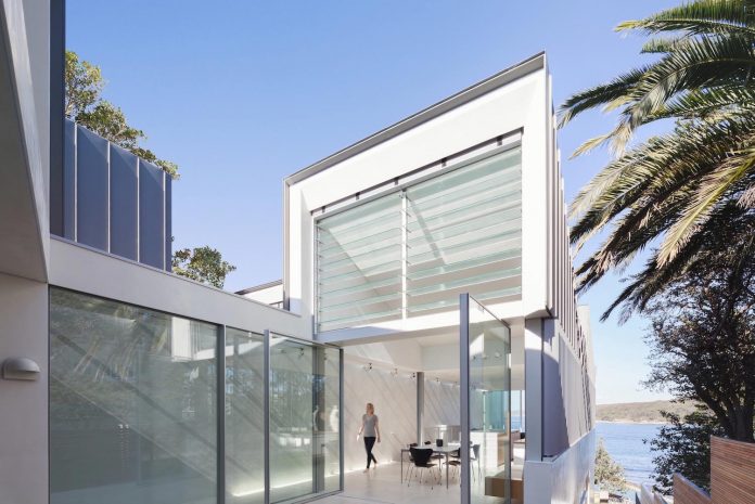 contemporary-bright-single-family-house-located-sydney-marston-architects-01