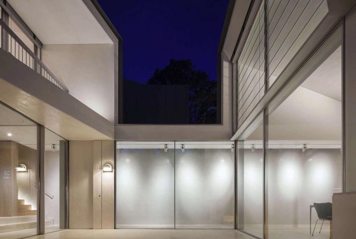 contemporary-bright-single-family-house-located-sydney-marston-architects-08