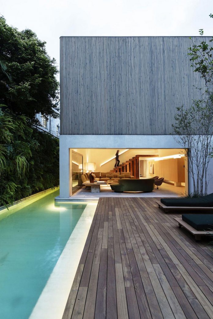 ds-house-gets-renovation-contemporary-villa-sao-paulo-11