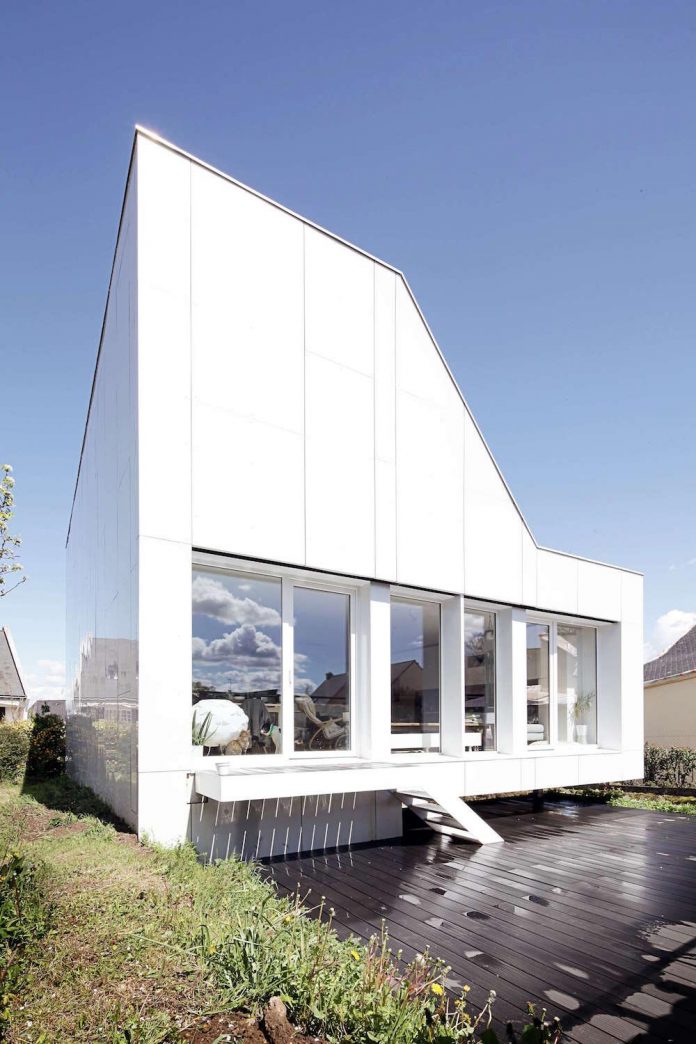 flying-box-prefabricated-villa-2a-design-architecture-10