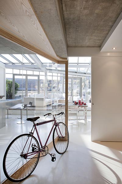lk-contemporary-pale-colour-loft-paris-designed-olivier-chabaud-architectes-05
