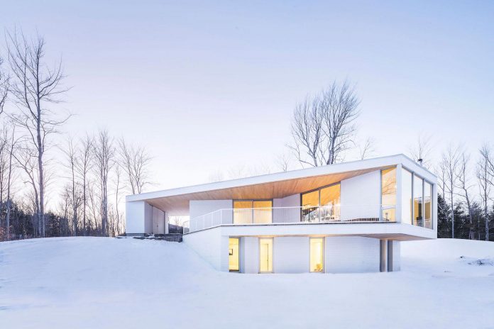 luminous-nook-residence-designed-mu-architecture-quebec-canada-16