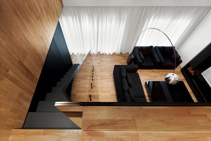 modern-city-loft-combine-black-white-natural-wood-designed-studio-mode-sofia-bulgaria-12