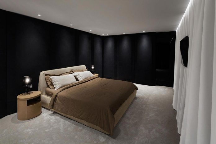 modern-city-loft-combine-black-white-natural-wood-designed-studio-mode-sofia-bulgaria-14