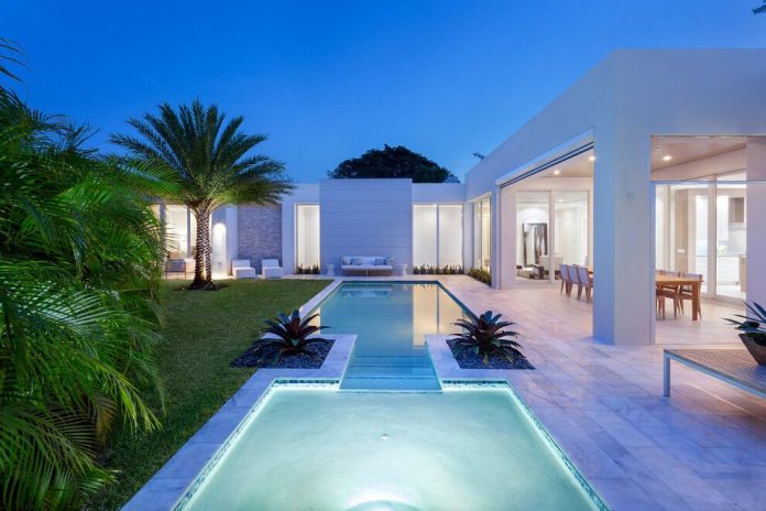 modern-single-family-house-located-delray-beach-florida-designed-ibi-designs-12