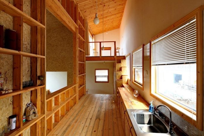 old-brick-single-story-house-converted-wooden-three-stories-home-slow-office-beijing-04