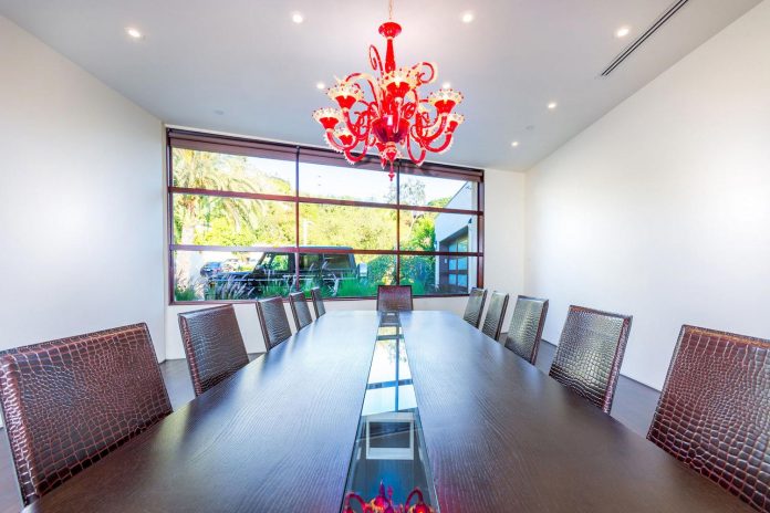 beverly-hills-contemporary-house-magnificent-270-degrees-green-view-sunset-breathtaking-15