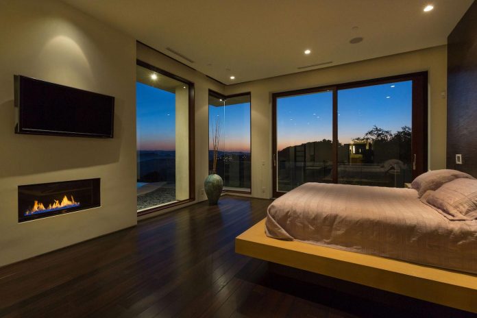 beverly-hills-contemporary-house-magnificent-270-degrees-green-view-sunset-breathtaking-35