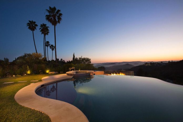 beverly-hills-contemporary-house-magnificent-270-degrees-green-view-sunset-breathtaking-44