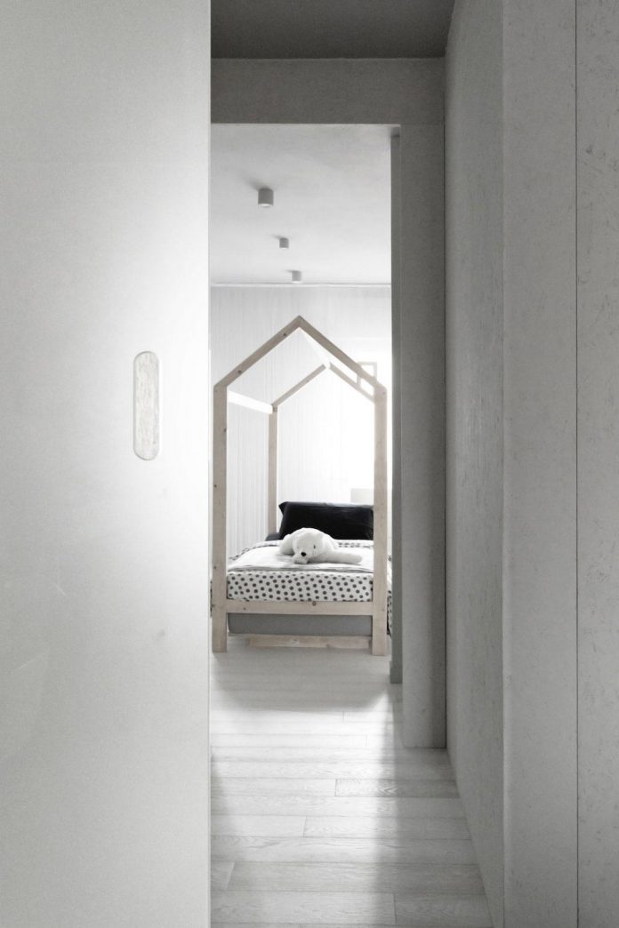 complete-white-casa-esse-designed-lda-imda-associated-architects-san-miniato-italy-08