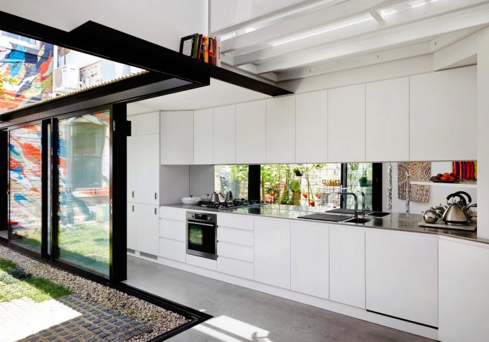 contemporary-redesigned-2-storey-small-house-austin-maynard-architects-19