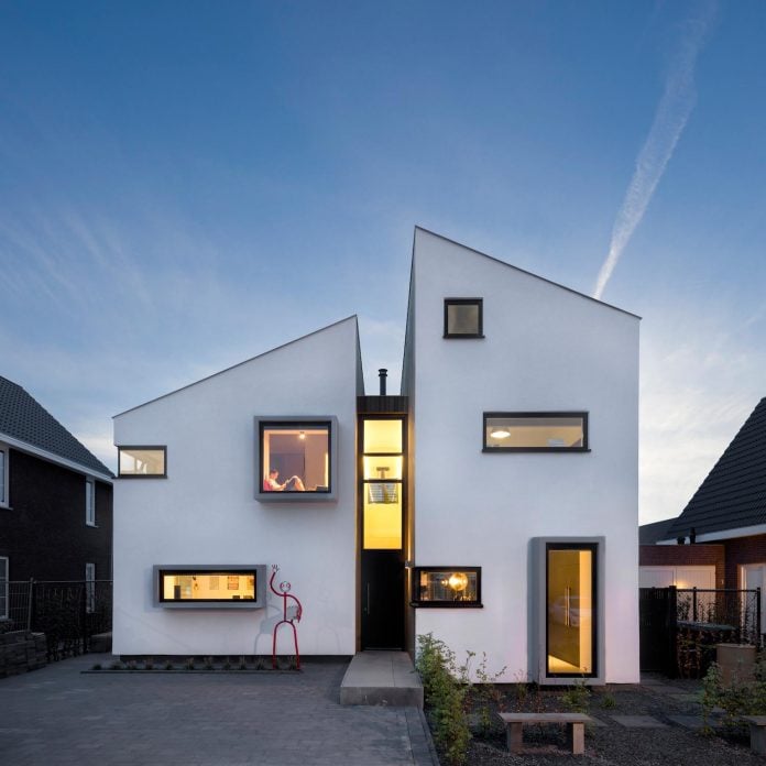 dutch-design-office-zone-zuid-architecten-recently-completed-new-225-sq-m-home-one-suburbs-roosendaal-19