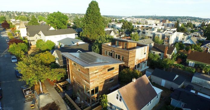 emerald-star-certified-home-seattle-cutting-edge-combination-green-technology-renewables-reclaimed-materials-24
