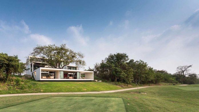 modern-eco-friendly-guazuma-home-located-tabasco-mexico-01