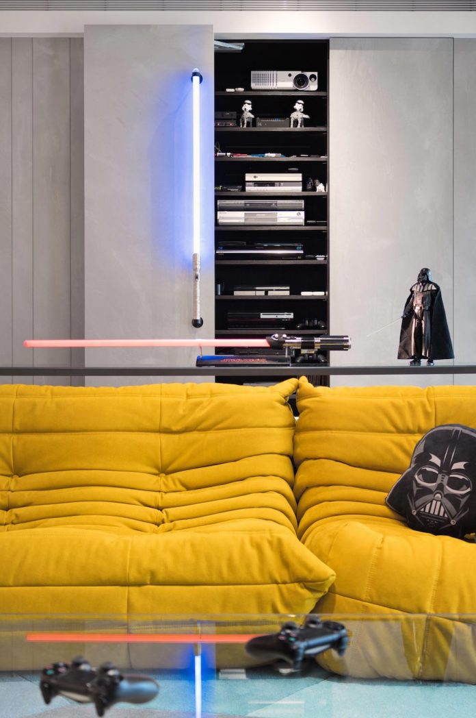 star-wars-themed-open-space-design-apartment-located-taipei-04