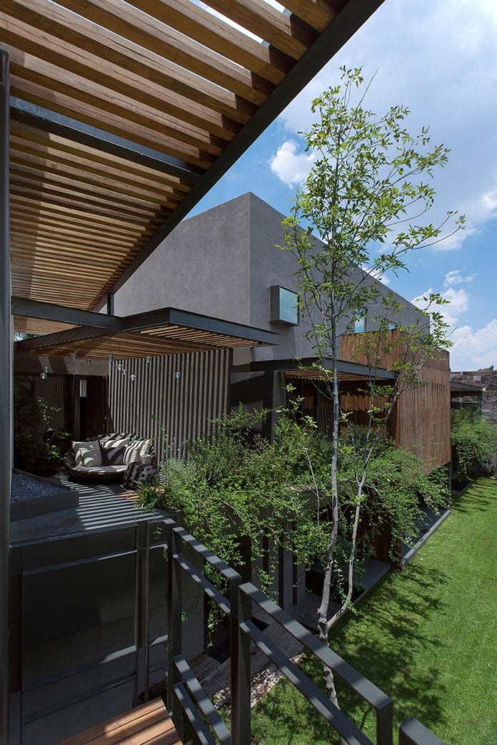 vieyra-arquitectos-design-beautiful-home-lomas-country-golf-club-house-04