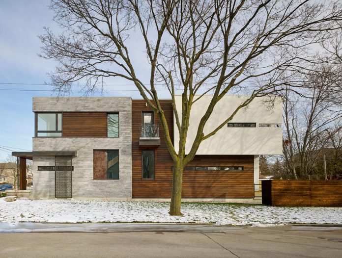alva-roy-architects-design-garden-void-single-family-two-story-house-toronto-canada-01